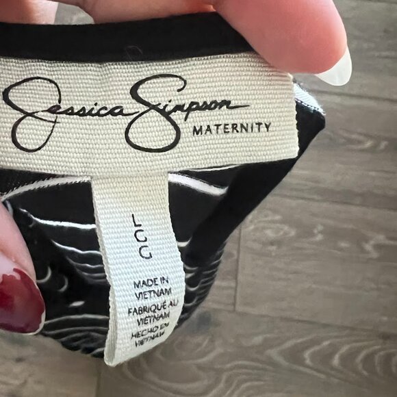Jessica Simpson Maternity Black White 3/4 Sleeve Shirt Blouse Top Size Large - Picture 11 of 12